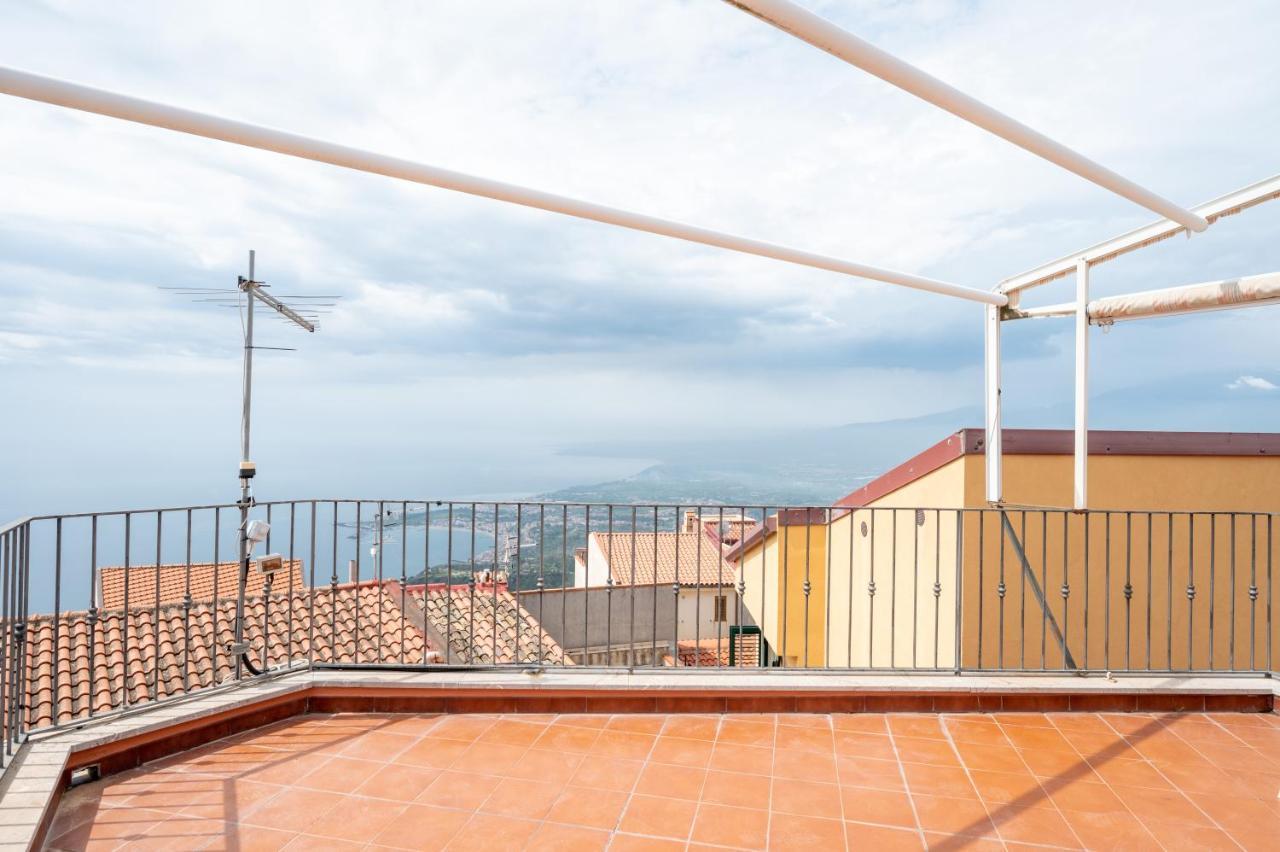 Castelmola Casa Chiocciola With Terraces Apartment Ngoại thất bức ảnh